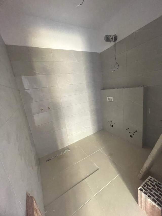 Tirane, shitet apartament 2+1+BLK Kati 2, 122 m² 155.000 Euro (OXHAKU)