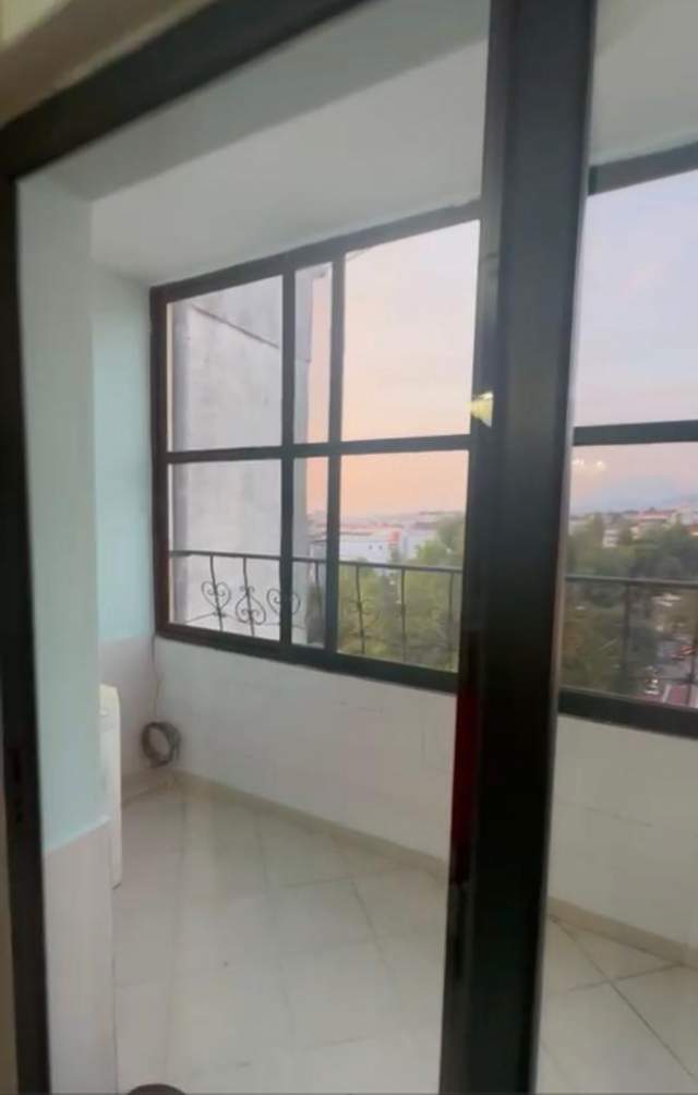 Tirane, shitet apartament 1+1+BLK Kati 7, 70 m² 70.000 Euro (rruga Sotir Caci)