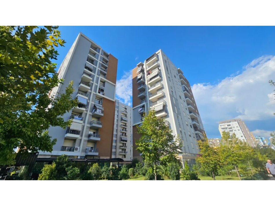 Tirane, shitet 1+1+Aneks+Ballkon Kati 9, 74 m² (ish fusha e aviacionit)