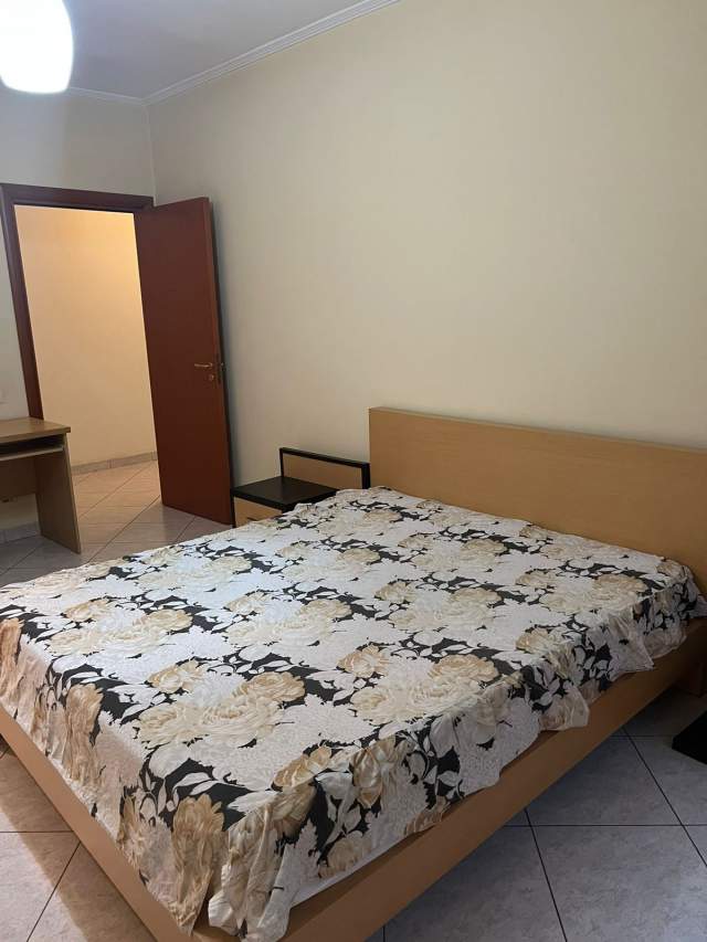 Tirane, jepet me qera apartament 2+1+BLK 116 m² 400 Euro (Stacioni i Trenit)