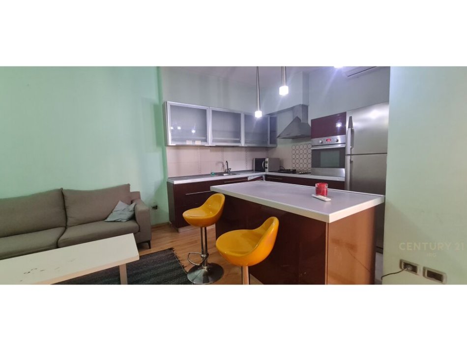 Tirane, shes apartament 2+1 , 106 m² 195.000 € (Kopshti Botanik Zoologjik)