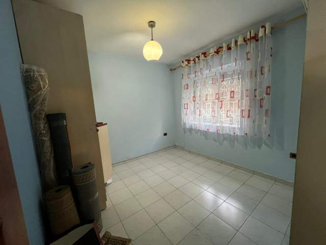 Tirane, shitet apartament 4+1+BLK Kati 1, 151 m² 225.000 Euro (Martenitetit të ri)