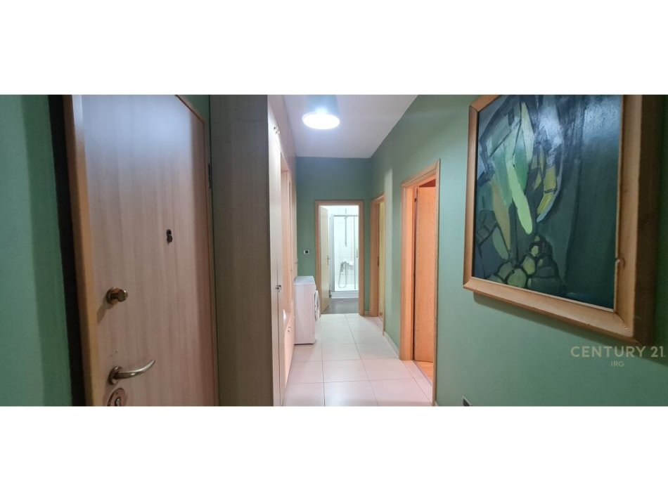 Tirane, shes apartament 2+1 , 106 m² 195.000 € (Kopshti Botanik Zoologjik)