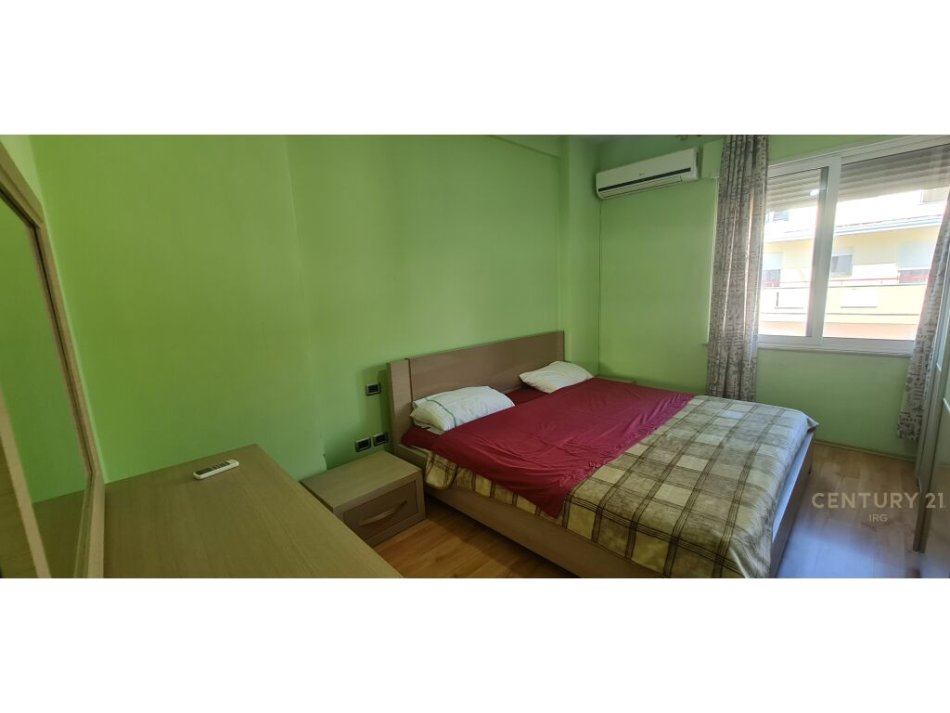 Tirane, shes apartament 2+1 , 106 m² 195.000 € (Kopshti Botanik Zoologjik)