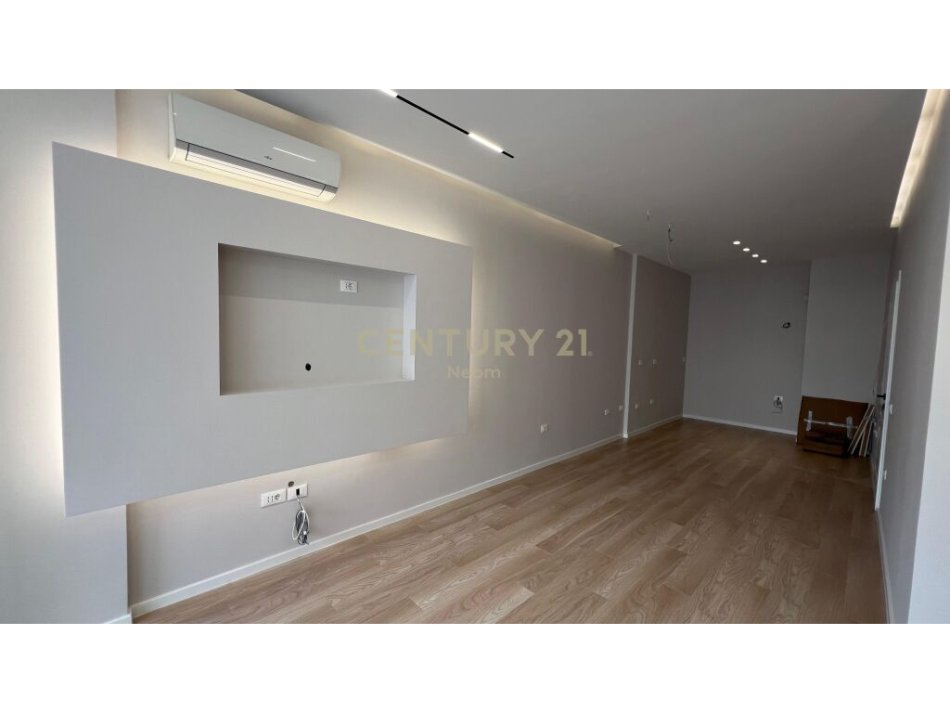 SHITET APARTAMENT 2+1+2 TE KIKA 2, KOMUNA E PARISIT!Neom100797