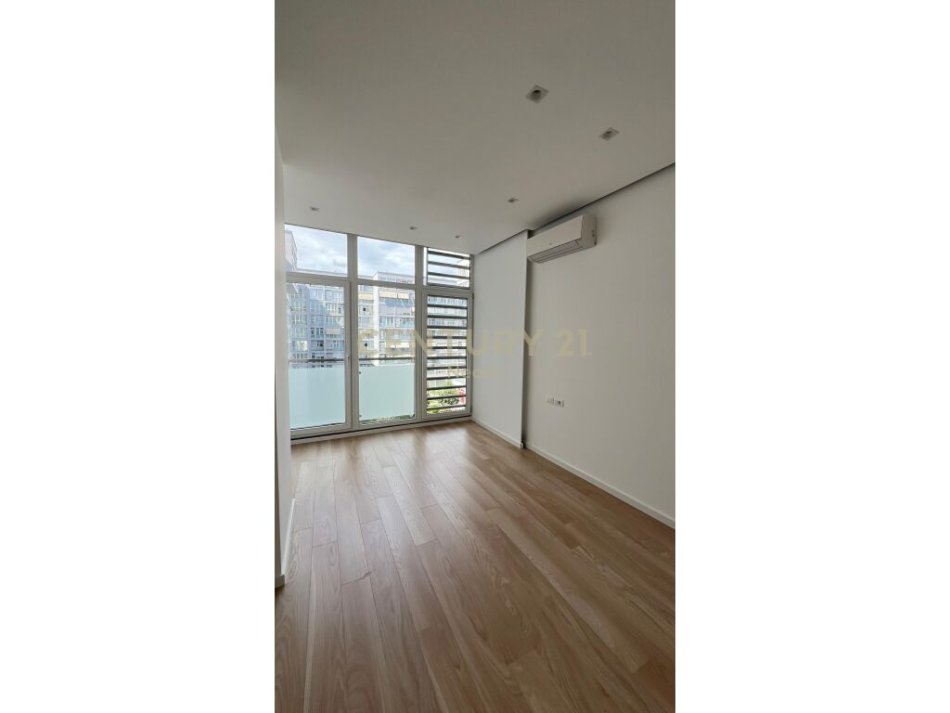 SHITET APARTAMENT 2+1+2 TE KIKA 2, KOMUNA E PARISIT!Neom100797