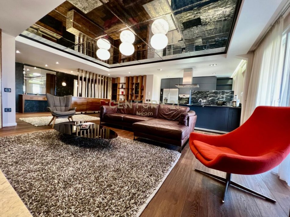 Tirane, jap me qera apartament 2+1+2+ 2 POSTE PARKIMI , 193 m² 1.500 € (Kopshti Botanik Zoologjik)