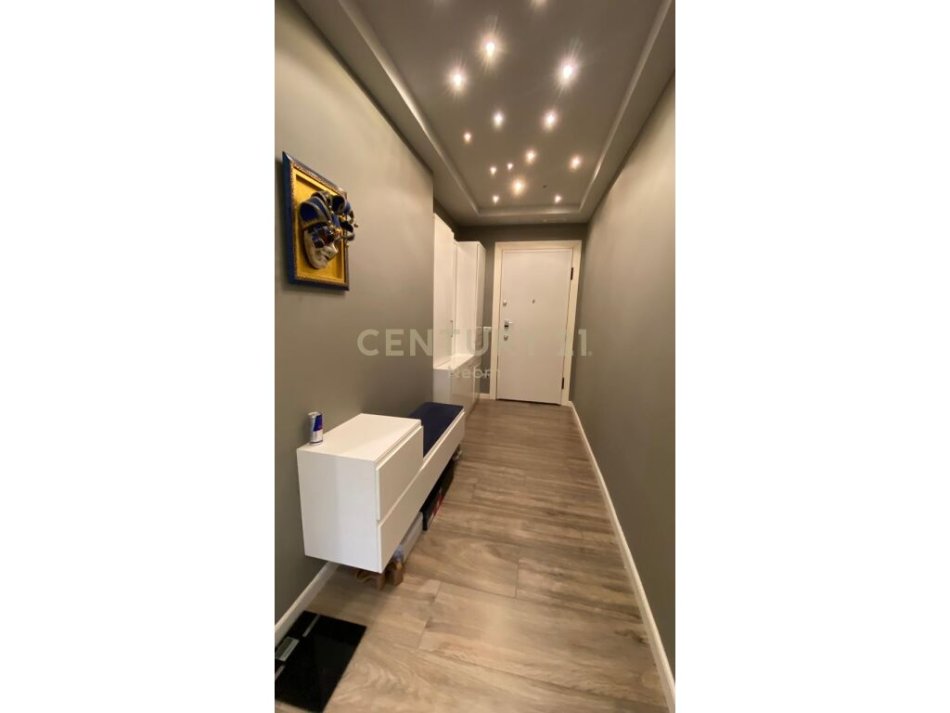 SHESIM APARTAMENT 2+1+ POST PARKIMI TEK LIQENI I THATE!Neom100828