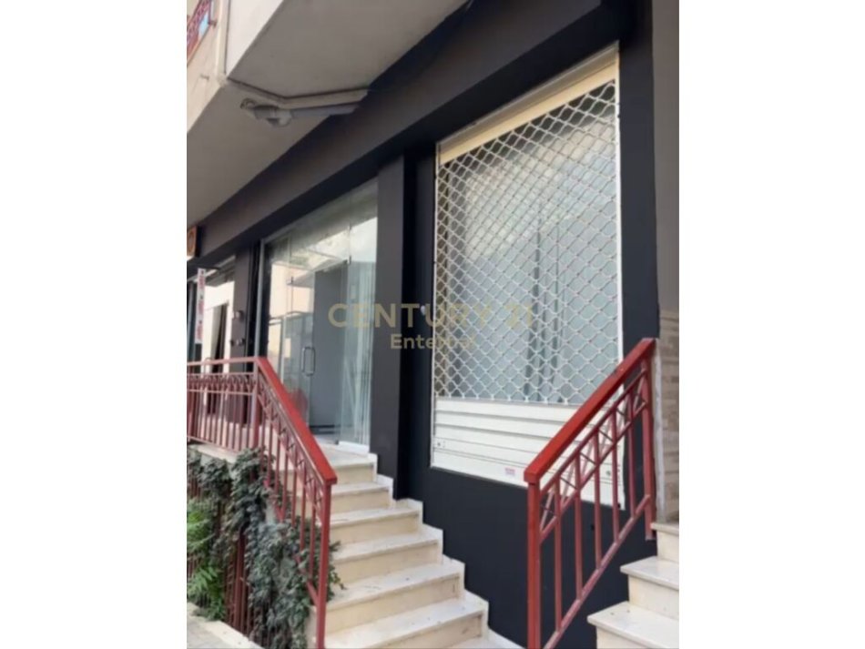 Tirane, shes ambjent biznesi , 264 m² 610.000 € (Selitë)