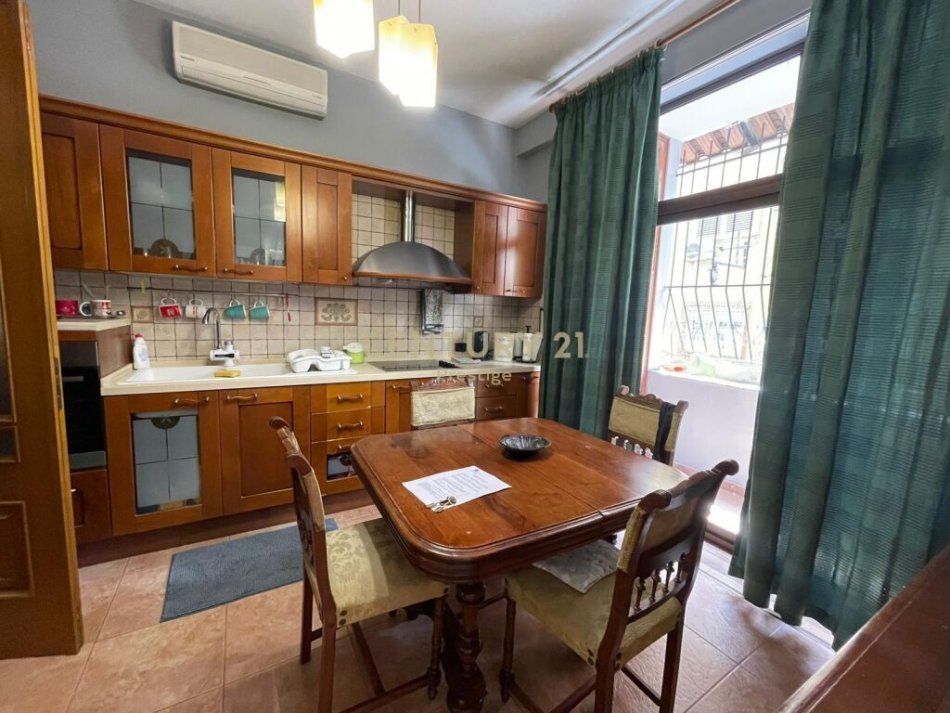 APARTAMENT 2+1+2 ME QIRA PALLATET AGIMI, TIRANE!prestige100947