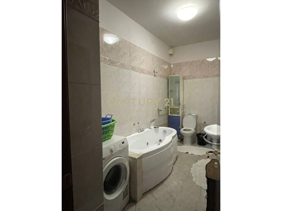 APARTAMENT 2+1+2 ME QIRA PALLATET AGIMI, TIRANE!prestige100947