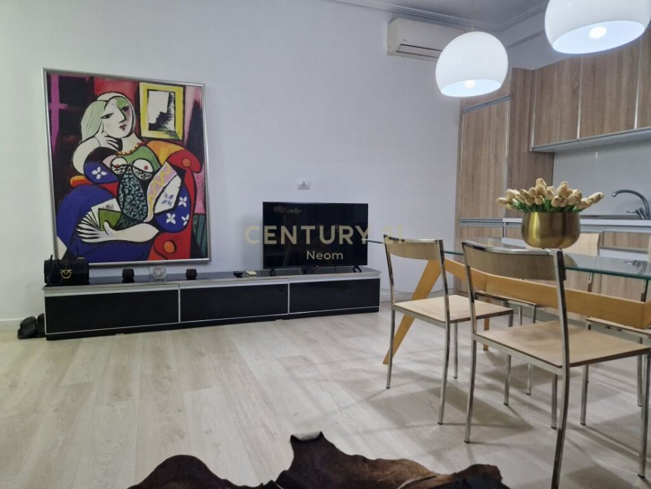 Tirane, shitet apartament 1+1 Kati 5, 77 m² 139.000 € (Dritan Hoxha Neom101030)