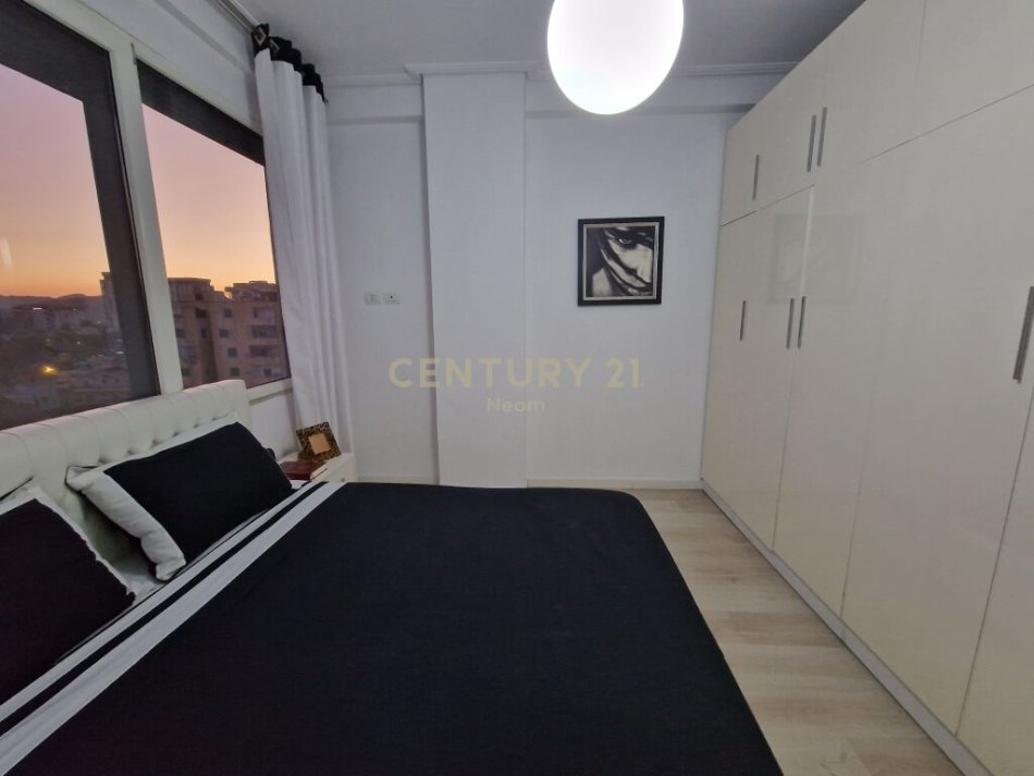 Tirane, shes apartament 1+1+Ballkon , 77 m² 139.000 € (Rruga: Dritan Hoxha, Laprakë)