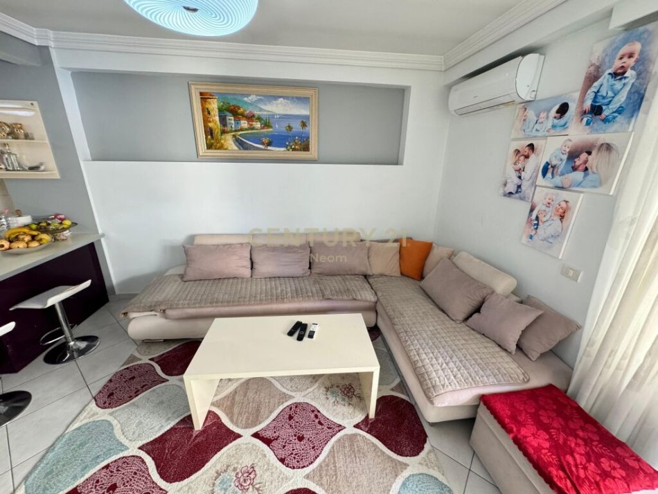 Tirane, shes apartament 1+1+Ballkon , 73 m² 135.000 € (Kodra e Diellit)