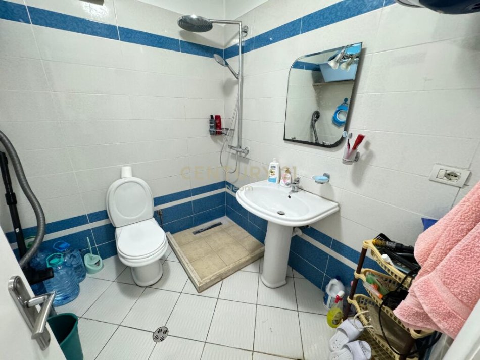 Tirane, shes apartament 1+1+Ballkon , 73 m² 135.000 € (Kodra e Diellit)
