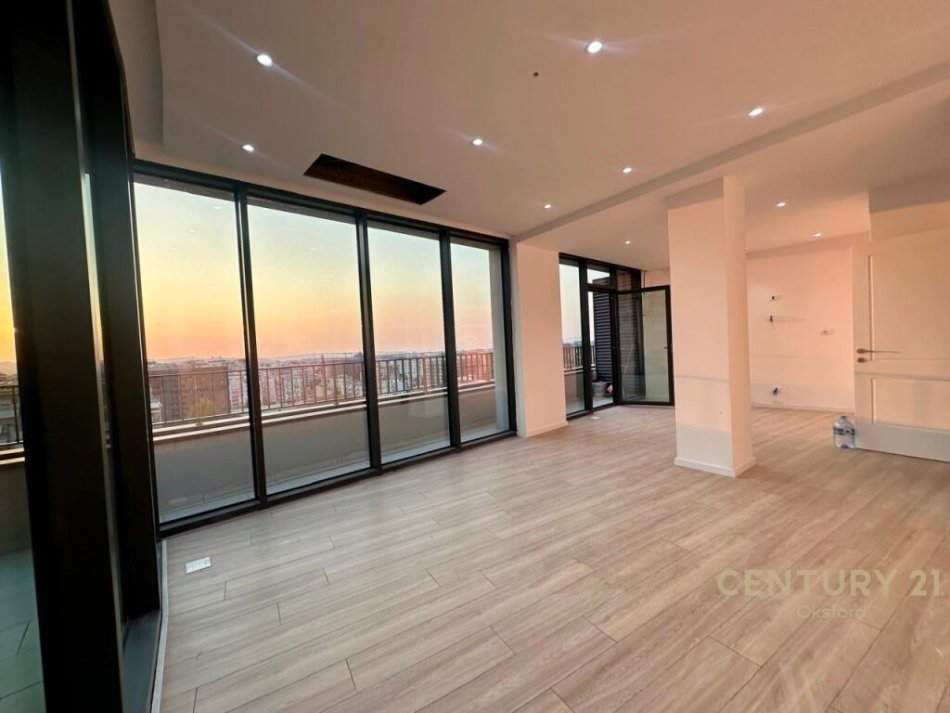 Tirane, shitet apartament 2+1 Kati 9, 133 m² 400.000 € (liqeni)