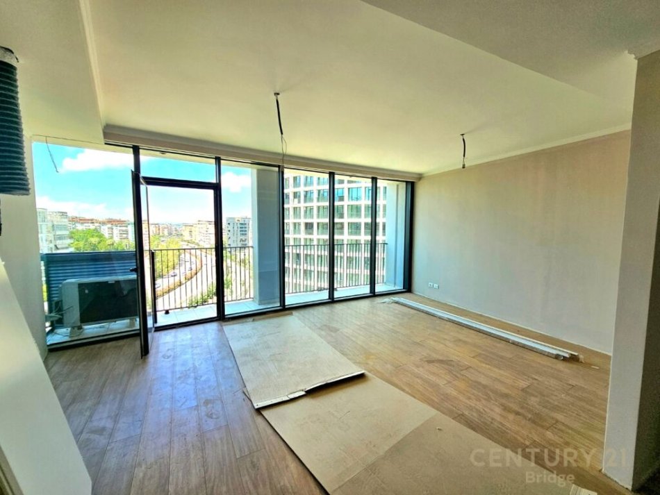 Tirane, jap me qera zyre , 82 m² 900 € (Lake View Residences, Liqeni i Tiranës)