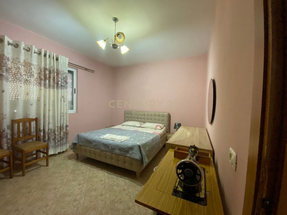 Tirane, shitet apartament 2+1 Kati 4, 71 m² 125.000 € (varri bamit)