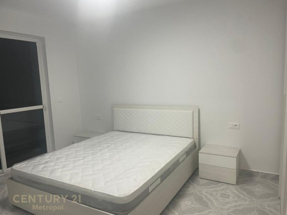 Tirane, shitet apartament 1+1 Kati 5, 57 m² 88.000 € (selite)