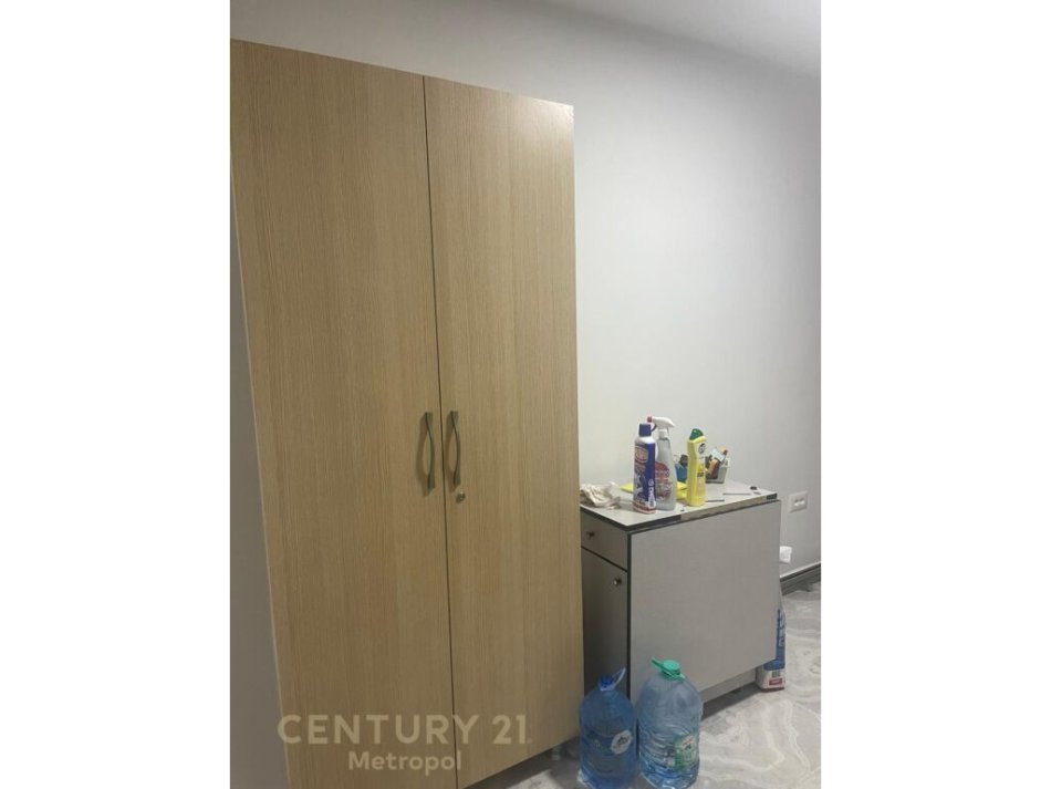 Tirane, shitet apartament 1+1 Kati 5, 57 m² 88.000 € (selite)