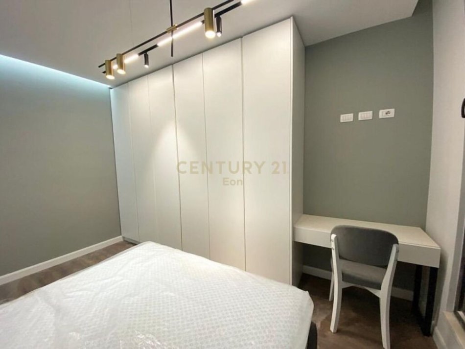 Tirane, shitet apartament 1+1 Kati 6, 68 m² 123.000 € (casa italia)