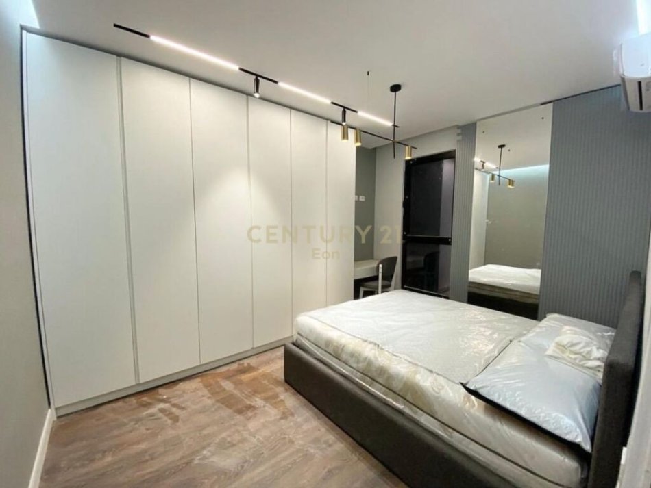 Tirane, shitet apartament 1+1 Kati 6, 68 m² 123.000 € (casa italia)