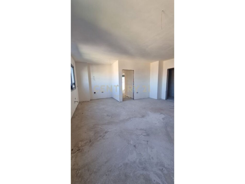 Tirane, shitet apartament 2+1 Kati 4, 102 m² 155.000 € (don bosko)