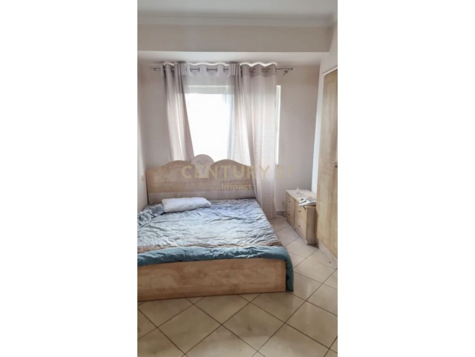 Tirane, shitet apartament 1+1 Kati 2, 76 m² 90.000 € (yzberisht)