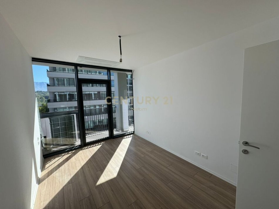 ZYRE ME QIRA TEK REZIDENCA LAKE VIEW, LIQENI I TIRANES!Neom101267