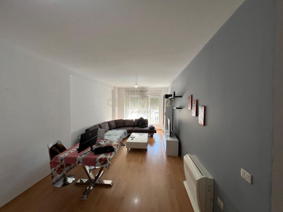 Tirane, shitet apartament 2+1 Kati 6, 97 m² 180.000 € (rruga ndre mjeda)