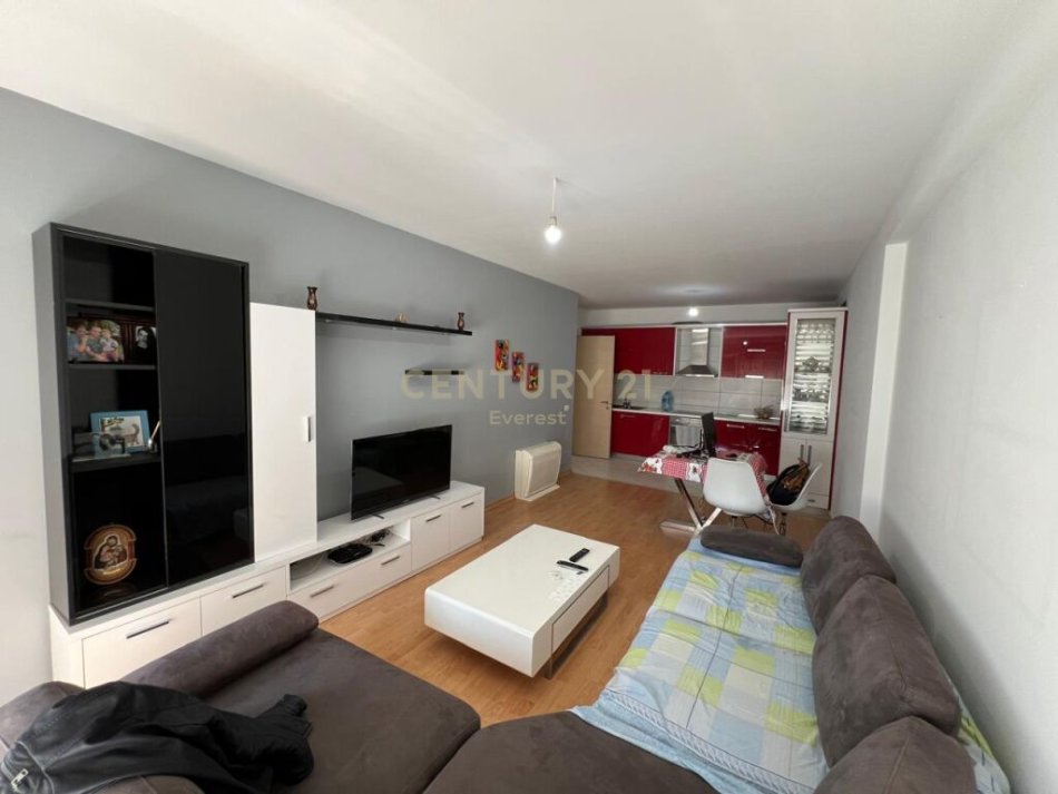 Tirane, shitet apartament 2+1 Kati 6, 97 m² 180.000 € (rruga ndre mjeda)