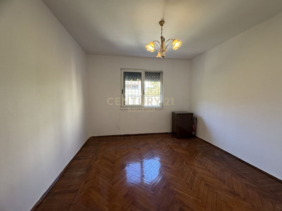 Tirane, shitet apartament 2+1 Kati 2, 73 m² 98.000 € (Porcelan Sol101277)