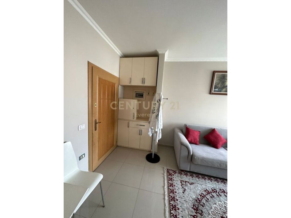 Tirane, shes garsonier , 47 m² 79.000 € (Rruga Ullishtes, Liqeni i Thatë)