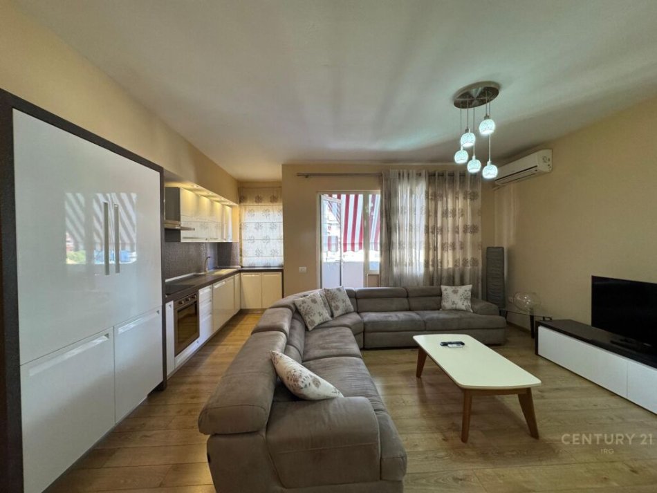 Tirane, jepet me qera apartament 1+1 Kati 6, 73 m² 600 € 