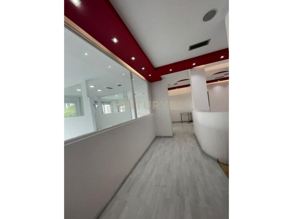 CASA ITALIA , AMBIENT PER QIRA.Neom101426