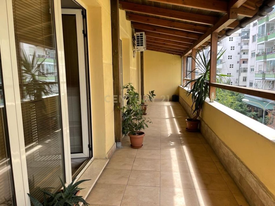 Tirane, shes apartament 3+1+Aneks+Ballkon Kati 2, 125 m² 296.264 € (Don Bosko)