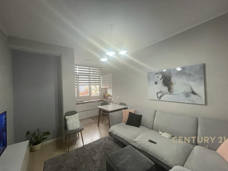Tirane, shitet apartament 2+1 Kati 5, 73 m² 175.000 € (21dhjetori)