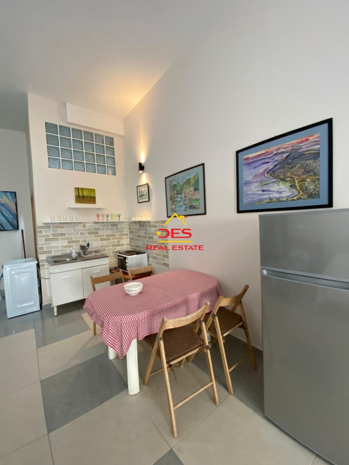 Vlore, shitet garsonier Kati 1, 62 m² 100.000 € (Rruga Murat Terbaci)