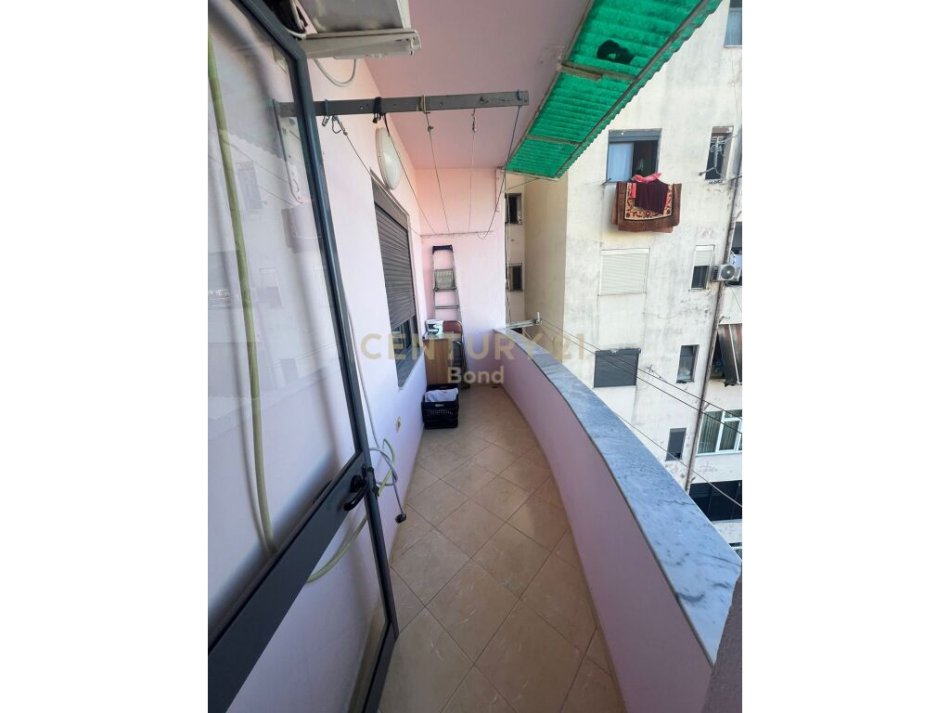 Tirane, shitet apartament 1+1 Kati 5, 72 m² 105.000 € (jordan misja)