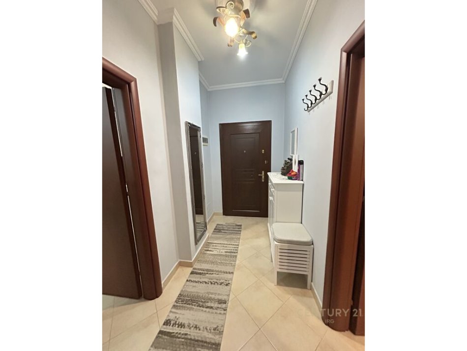 Tirane, shes apartament 1+1+Ballkon , 82 m² 145.000 € (Liqeni i Thatë)