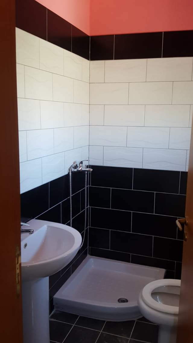 Vlore, shitet apartament Kati 7, 106 m² 63.000 Euro (Rruga Zenel Murra Lagjia 10 Korriku)