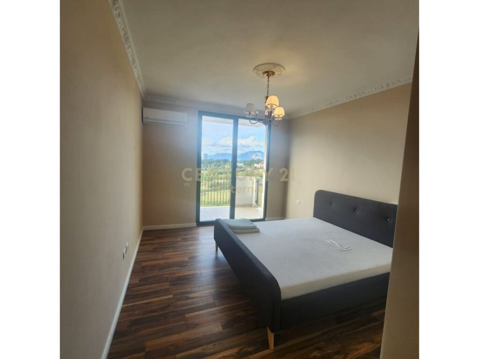 Tirane, shes apartament 2+1+2 , 124 m² 285.000 € (Liqeni i Thatë)