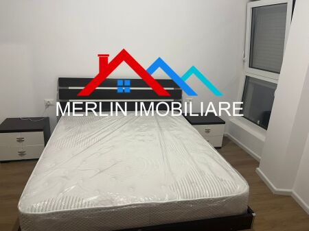 Tirane, jepet me qera apartament 2+1+Ballkon Kati 4, 95 m² 450 € (ALI DEMI)