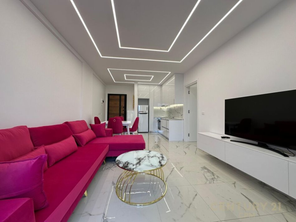 Tirane, jap me qera apartament 1+1 , 72 m² 650 € (Kodra e Diellit)