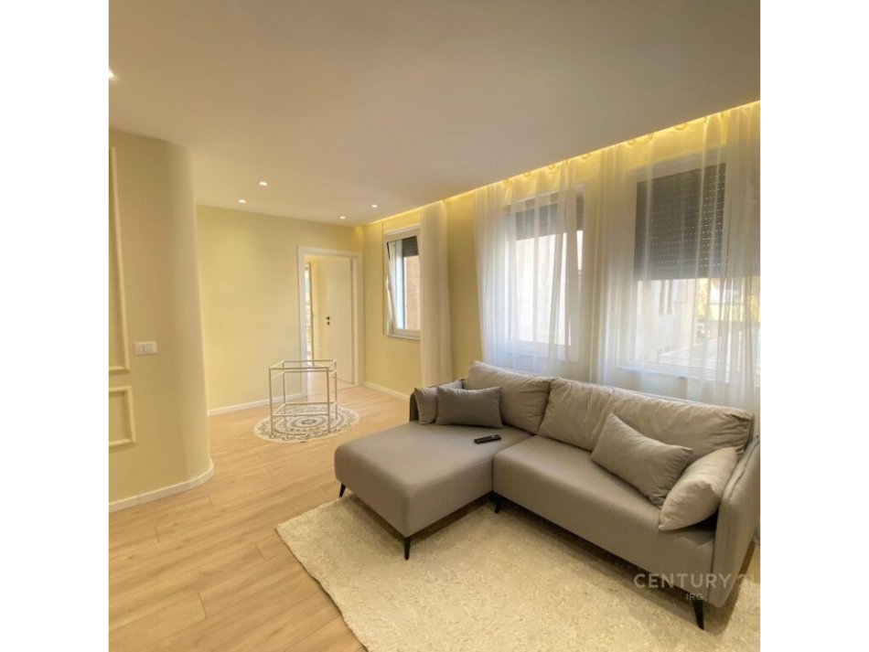 Tirane, shes apartament 1+1 , 55 m² 120.000 € (Rruga Frang Bardhi, Kodra e Diellit)