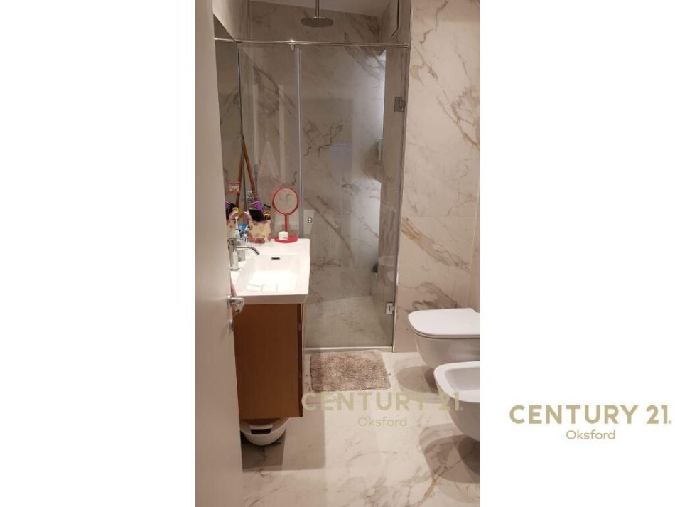 Tirane, jepet me qera apartament 2+1 Kati 5, 82 m² 750 € (21 dhjetor)