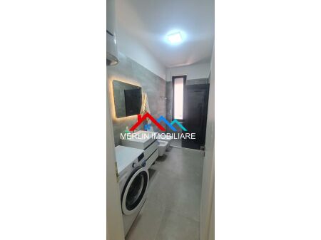 Tirane, jepet me qera apartament 2+1+Ballkon Kati 4, 103 m² 700 € (XHANFIZE KEKO,PORCELAN)