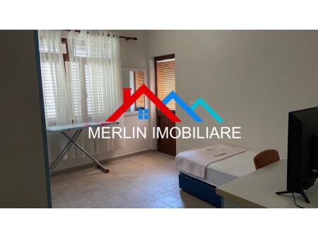 Tirane, jepet me qera apartament 2+1 Kati 2, 120 m² 500 € (ZIHNI SAKO,OXHAKU)