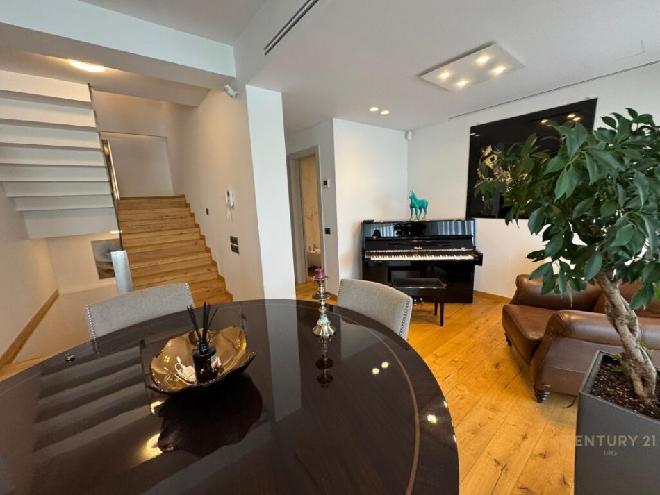 Tirane, shes Vile , 348 m² 1.300.000 € (Sunrise Residence,Tirana, Qendra Tregtare TEG)