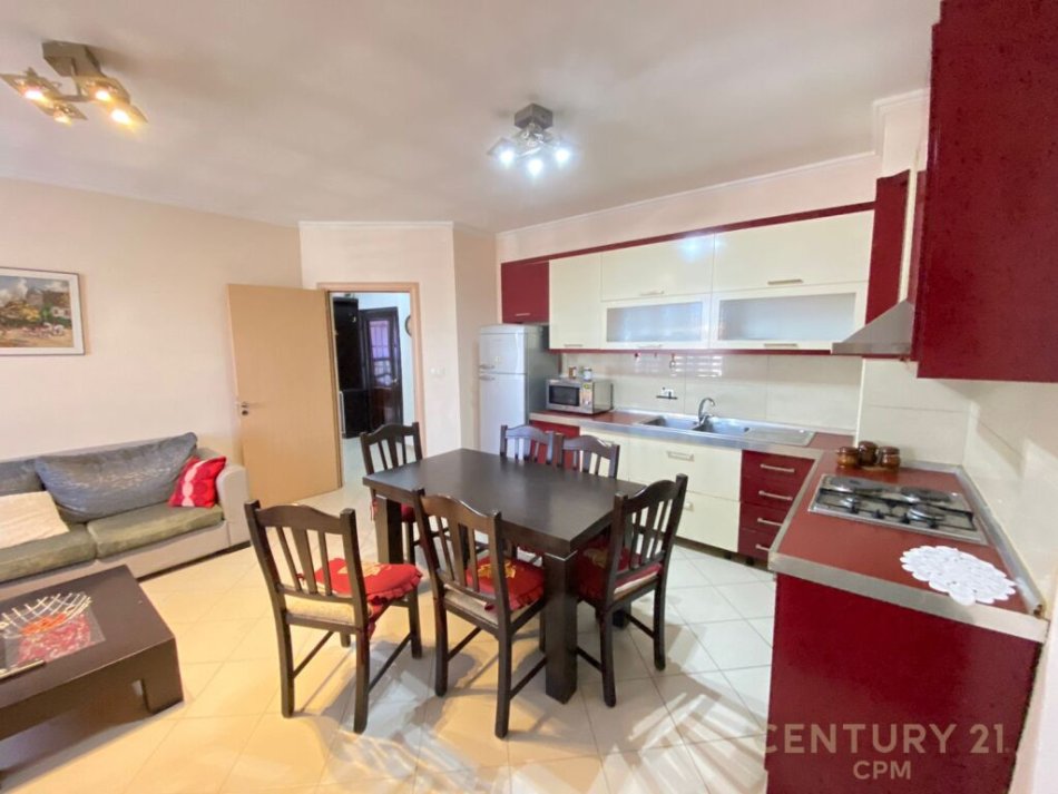 Tirane, shitet apartament 2+1 Kati 6, 98 m² 125.000 € (Yzberisht)